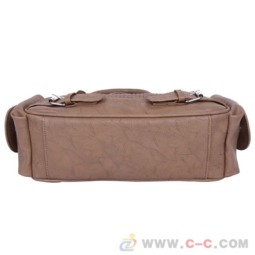 义乌箱包加工厂 定制女士包包款款秀 引领箱包销售新风尚