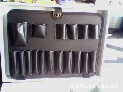 武进区横林丰顺箱包厂 专注品质，深耕箱包加工行业