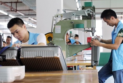 邵东箱包 从“加工”到“名片”的华丽蜕变